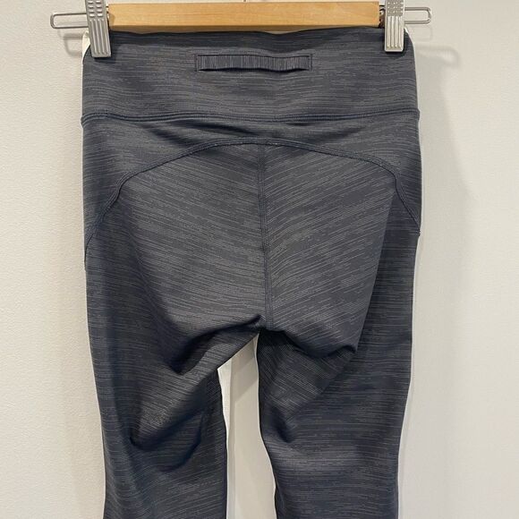 Outdoor Voices Color Block Workout 7/8 Leggings - Picture 5 of 10